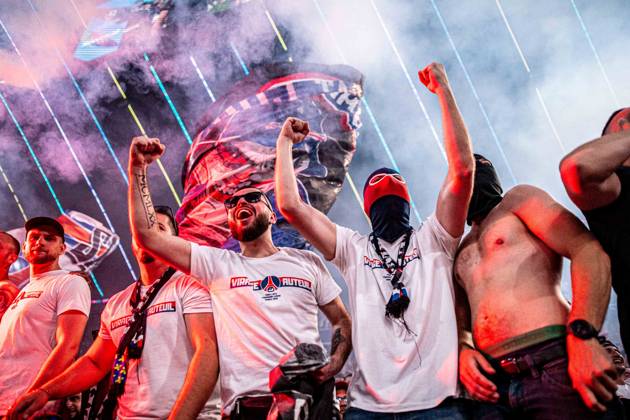 2025.06.01 Monachium 2024 2025 UEFA Final Ligi Mistrzow Allianz Arena Monachium PSG - Inter Mediolan N z radosc kibicow psg po zdobyciu finalu ligi mistrzow PSG fans after winning uefa champions league Foto Mateusz Porzucek PressFocus 2025.06.01 Monachium UEFA Champions League Final Allianz Arena stadium Munich Paris Saint Germain - FC Internazionale Milano PSG - Inter Mediolan radosc kibicow psg po zdobyciu finalu ligi mistrzow PSG fans after winning uefa champions league Credit: Mateusz Porzucek PressFocus NEWSPIX.PL --- newspix.pl