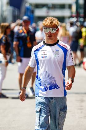 F1 - SPANISH GRAND PRIX 2025 LAWSON Liam (nzl), Visa Cash App RB F1 Team VCARB02, portrait during the Formula 1 Aramco Gran Premio de Espana 2025, Spanish Grand Prix 2025, 9th round of the 2025 FIA Formula One World Championship, WM, Weltmeisterschaft from May 30 to June 1, 2025 on the Circuit de Barcelona-Catalunya, in Montmelo, Spain - MontmeloSpain Copyright: xFLORENTxGOODENx