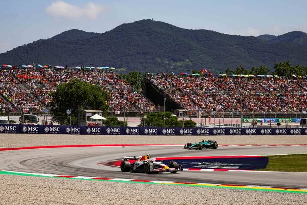 F1 - SPANISH GRAND PRIX 2025 30 LAWSON Liam (nzl), Visa Cash App RB F1 Team VCARB02, action during the Formula 1 Aramco Gran Premio de Espana 2025, Spanish Grand Prix 2025, 9th round of the 2025 FIA Formula One World Championship, WM, Weltmeisterschaft from May 30 to June 1, 2025 on the Circuit de Barcelona-Catalunya, in Montmelo, Spain - MontmeloSpain Copyright: xFLORENTxGOODENx