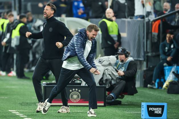 UEFA Nations League - 24 25 - Deutschland - Italien am 23.03.2025 im Signal Iduna Park in Dortmund Trainer Coach Julian Nagelsmann (Deutschland) und Co Trainer Sandro Wagner (Deutschland) jubeln über das Tor zum 3 zu 0 durch Tim Kleindienst (Deutschland 9)