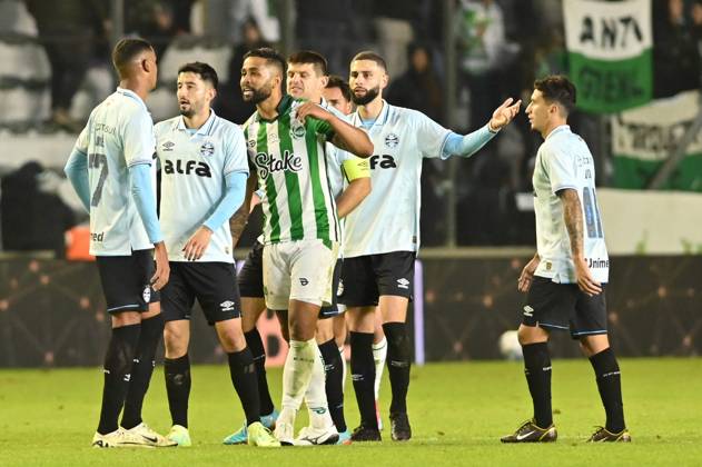 Juventude x Grêmio CAXIAS DO SUL, RS - 01.06.2025: JUVENTUDE X GRêMIO - Images of the football match between Juventude and Grêmio, valid for the 11th round of the 2025 Brazilian Championship, Series A, played at the Alfredo Jaconi Stadium, in Caxias do Sul, RS (01). (Photo: Antà nio Machado Fotoarena) x2747837x Antà nioxMachado