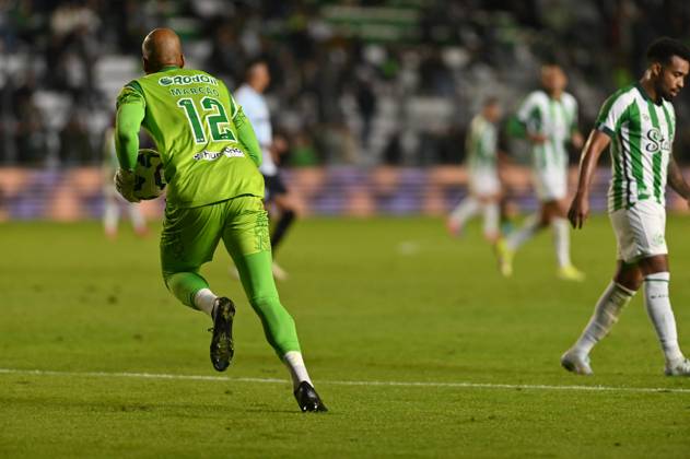 Juventude x Grêmio CAXIAS DO SUL, RS - 01.06.2025: JUVENTUDE X GRêMIO - Images of the football match between Juventude and Grêmio, valid for the 11th round of the 2025 Brazilian Championship, Series A, played at the Alfredo Jaconi Stadium. Marcao, Juventude goalkeeper. Caxias do Sul, RS (01). (Photo: Antà nio Machado Fotoarena) x2747839x Antà nioxMachado