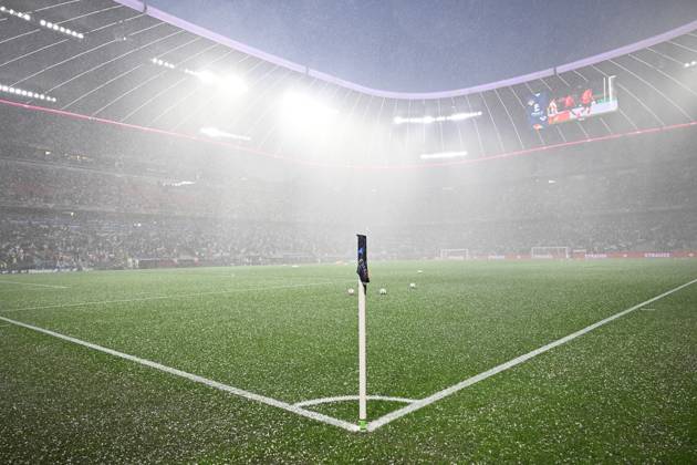 04.06.2025, xjrdrx, Fussball UEFA Nations League 1 2 Finale, Deutschland - Portugal v.l. Hagelschauer ueber dem Stadion (DFL DFB REGULATIONS PROHIBIT ANY USE OF PHOTOGRAPHS as IMAGE SEQUENCES and or QUASI-VIDEO) Muenchen