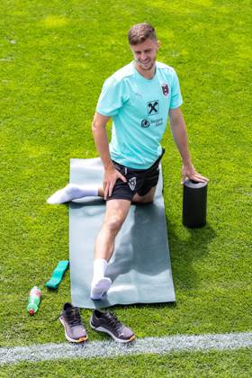 03.06.2025, Seefeld, AUT, FIFA WM 2026 Qualifikation, ÖFB Nationalteam, Training, während einer ÖFB-Trainingseinheit vor dem WM-Qualifikationsspiel gegen Rumänien in der Gruppe H, 3. Runde am 03.Juni.2025 in Seefeld, im Bild Christoph Baumgartner Christoph Baumgartner of Austria during a trainings session of Austrian National Footballteam for the 2026 FIFA World Cup, WM, Weltmeisterschaft, Fussball qualifiers in Seefeld, Austria on 2025 06 03. Expa Seefeld