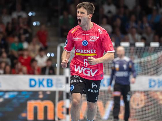 Daniel Fernandez (TVB Stuttgart, 06) jubelt lautstark, Frisch Auf Goeppingen vs. TVB Stuttgart, Handball, 1. Bundesliga, Herren, Spielzeit 2024 2025, 05.06.2025, Frisch Auf Goeppingen vs. TVB Stuttgart, Handball, 1. Bundesliga, Herren, Spielzeit 2024 2025, 05.06.2025 Goeppingen Copyright: xMichaelxSchmidt Eibner-Pressefotx EP_MST