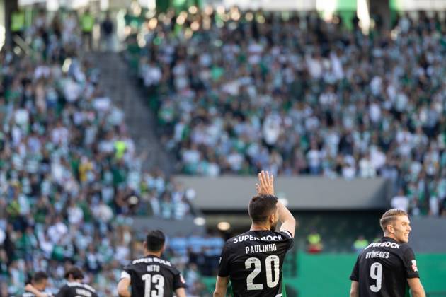 May 18, 2024, Lisbon, Lisbon, Portugal: Sporting forward from Portugal PAULINHO (20) in action during the game of Liga Portugal Betclic between Sporting and Chaves at Estadio Jose de Alvalade Lisbon Portugal - ZUMAs359 20240518_zsp_s359_080 Copyright: xAlexandrexdexSousax