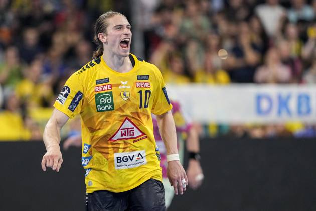 Torschütze Juri Knorr (RNL, 10), Spieler der Rhein-Neckar-Löwen, jubelt über ein Tor, Jubel, jubeln, Torjubel, Torerfolg, celebrate the goal, goal, celebration, jubelt ueber das Tor, Freuen, Freude, freut sich, optimistisch, positiv, Spielszene, Highlight, Einzelbild, Einzelfoto, Aktion, Action, 08.06.2025, Mannheim (Deutschland), Handball, Bundesliga, Rhein-Neckar Löwen - Füchse Berlin