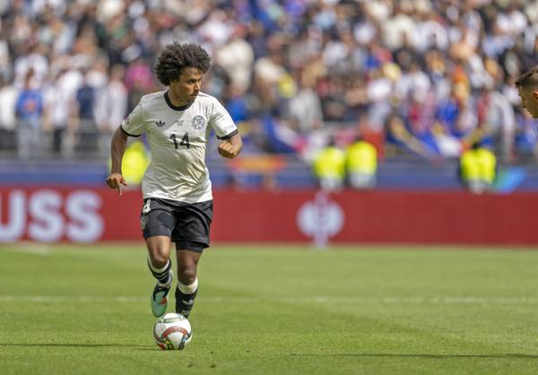 08.06.2025, Fussball UEFA Nations League 2024 25, Spiel um Platz 3, Deutschland - Frankreich, in der MHP-Arena Stuttgart, Karim Adeyemi (Deutschland) am Ball