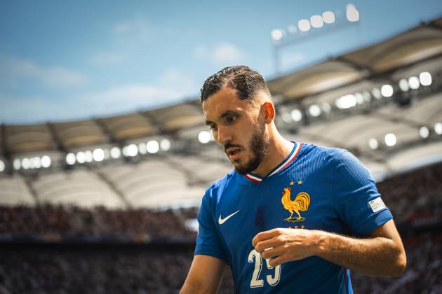 08.06.2025, Fussball UEFA Nations League 2024 25, Spiel um Platz 3, Deutschland - Frankreich, in der MHP-Arena Stuttgart, Rayan Cherki (Frankreich) nachdenklich