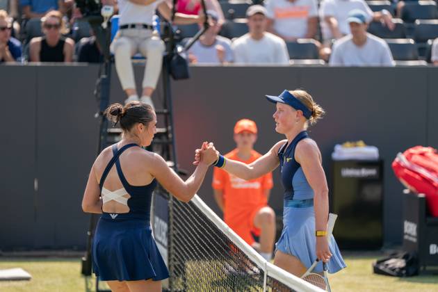 2025-06-13 2025 Libema Open Grass Court Championships Autotron ROSMALEN, NETHERLANDS - JUNE 13: Elisabetta Cocciaretto of Italy, Suzan Lamens of The Netherlands during the 2025 Libema Open Grass Court Championships at Autotron on June 13, 2025 in Rosmalen, Netherlands. Rosmalen Autotron Netherlands Content not available for redistribution in The Netherlands directly or indirectly through any third parties. Copyright: xMarleenxFouchierx