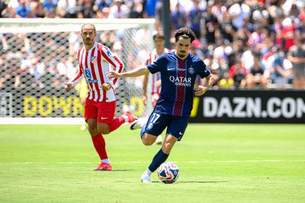 June 15, 2025, Sandy, Utah, USA: Club World Cup 25: VITINHA (17) of Paris Saint Germain dribbles the ball in a match against Atlo tico de Madrid. Sandy USA - ZUMAi207 20250615_zsp_i207_017 Copyright: xAbramxImanx