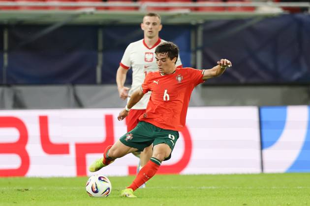 June 14, 2025, Trenczyn, Slovakia: Diogo Nascimento of Portugal is seen in action during the UEFA UNDER21 Championship Slovakia 2025 match between Portugal and Poland at Stadion na Sihoti. FInal Score; Portugal 5:0 Poland. Trenczyn Slovakia - ZUMAs197 20250614_aab_s197_136 Copyright: xGrzegorzxWajdax