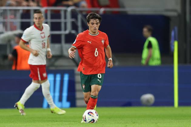 June 14, 2025, Trenczyn, Slovakia: Diogo Nascimento of Portugal is seen in action during the UEFA UNDER21 Championship Slovakia 2025 match between Portugal and Poland at Stadion na Sihoti. FInal Score; Portugal 5:0 Poland. Trenczyn Slovakia - ZUMAs197 20250614_aab_s197_148 Copyright: xGrzegorzxWajdax