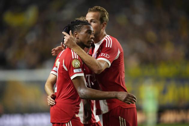 FC Bayern München v CA Boca Juniors: Group C - FIFA Club World Cup 2025 Harry Kane centre-forward of Bayern Munich and England and Michael Olise right winger of Bayern Munich and France celebrates the victory after winning the FIFA Club World Cup 2025 group C match between FC Bayern München and CA Boca Juniors at Hard Rock Stadium on June 20, 2025 in Miami Gardens, Florida. Miami Gardens Florida United States Copyright: xJosexBretonx originalFilename:bretonhernandez-fcbayern250620_npf83