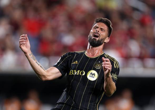 Orlando, USA, 24th June 2025. Oliver Giroud of Los Angeles FC during the Los Angeles FC vs CR Flamengo FIFA Club World Cup match at Camping World Stadium, Orlando. Picture credit should read: David Klein Sportimage EDITORIAL USE ONLY. No use with unauthorised audio, video, data, fixture lists, club league logos or live services. Online in-match use limited to 120 images, no video emulation. No use in betting, games or single club league player publications. SPI_148_DK_LA_FC_Flamengo SPI-3991-0148