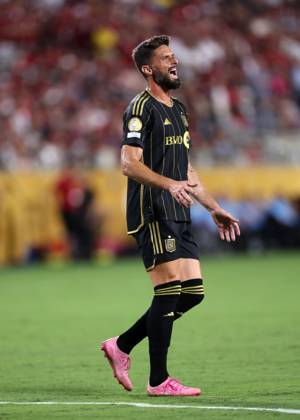 Orlando, USA, 24th June 2025. Oliver Giroud of Los Angeles FC during the Los Angeles FC vs CR Flamengo FIFA Club World Cup match at Camping World Stadium, Orlando. Picture credit should read: David Klein Sportimage EDITORIAL USE ONLY. No use with unauthorised audio, video, data, fixture lists, club league logos or live services. Online in-match use limited to 120 images, no video emulation. No use in betting, games or single club league player publications. SPI_153_DK_LA_FC_Flamengo SPI-3991-0153