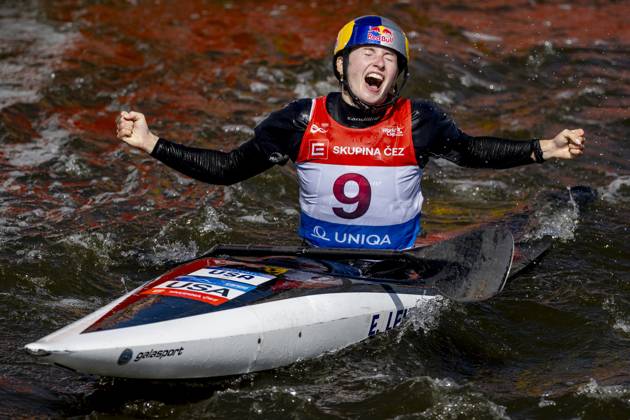 Bilder des Jahres 2025, Sport 06 Juni Sport Bilder des Tages Evy Leibfarth from USA reacts in Women s Kayak Final (K1) within 2025 ICF Canoe Slalom World Cup in Prague, Czech Republic, on June 28, 2025. (CTKxPhoto OndrejxDeml) CTKPhotoP2025062804075  CTKPhotoP2025062804075
