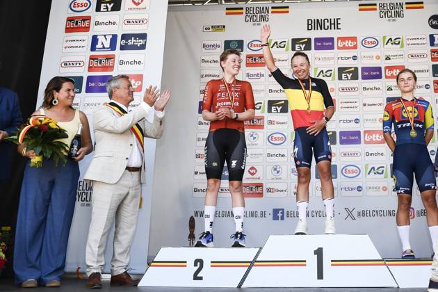 Bilder des Jahres 2025, Sport 06 Juni Sport Bilder des Tages Belgian 2025 National Championship Binche 29 06 2025 BINCHE, BELGIUM - JUNE 29 : GHEKIERE Justine of AG Insurance - Soudal Team winning the Women Elite cycling road race of the Belgian National Championships 2025 an UCI National Championships cycling race of 132,8 km with start in Binche and finish in Binche on June 29, 2025 in Binche, Belgium, 29 06 2025 Binche Belgium  Copyright: xMarcxGoyvaertsx