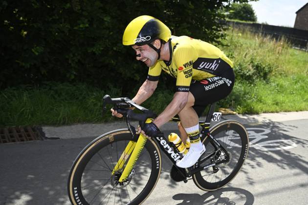 Belgian Victor Campenaerts of Team Visma-Lease a Bike pictured in action during the men s elite road race of the Belgian Cycling Championships, 230km from and to the Grand Place square in Binche on Sunday 29 June 2025. POOLxNICOxVEREECKEN x128060236x