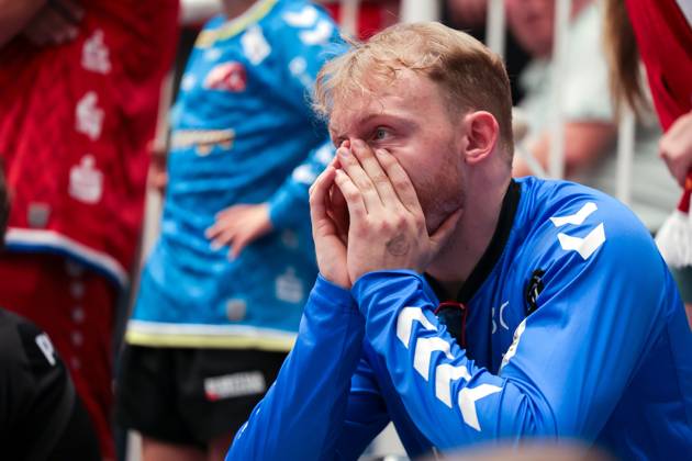 29.06.2025, 2. Handball Bundesliga, Nachholspiel, TuSEM Essen - Dessau-Rosslauer HV 06, Ein trauriger Fan des ASV Hamm Westfalen, Essen Sporthalle Am Hallo NRW Deutschland xRHR-FOTO DEx Copyright: DennisxEwert RHR-FOTOx RHR-FOTO DE