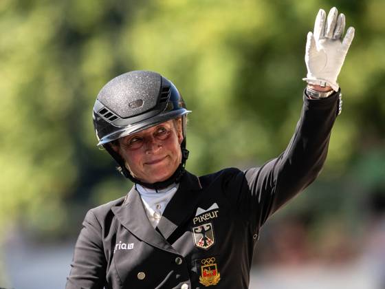 ISABELL WERTH of Germany reacts on WENDY DE FONTAINE after competing in the Prize of Family Tesch Dressage Grand Prix during the CHIO Aachen World Equestrian Festival in Aachen, Germany, July 3, 2025. Aachen Germany  Copyright: xMARTINxDOKOUPILx MZ2_8134