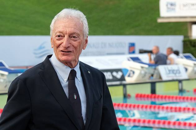 Podium of the day 2 at the Swimming Internationals of the 61th Settecolli in Roma, Italy - 27 Jun 2025 Luciano Buonfiglio, new Coni President, seen during the second day at the swimming internationals of the 61th Settecolli Trophy. Rome Italy Copyright: xElenaxVizzocax xSOPAxImagesx 0823971373st