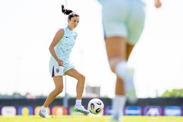 250705 Ingrid Syrstad Engen of the Norwegian women s national football team at a training session during the UEFA Women s Euro 2025 on July 5, 2025 in Neuchatel. Photo: Vegard Grott BILDBYRAN kod VG VG0780 bbeng fotboll football soccer fotball fotbolls-em fotball em europamästerskap em uefa womens euro em 2025 träning practice training trening norge norway dam day4 Copyright: VEGARDxGRoTT BB250705VG018
