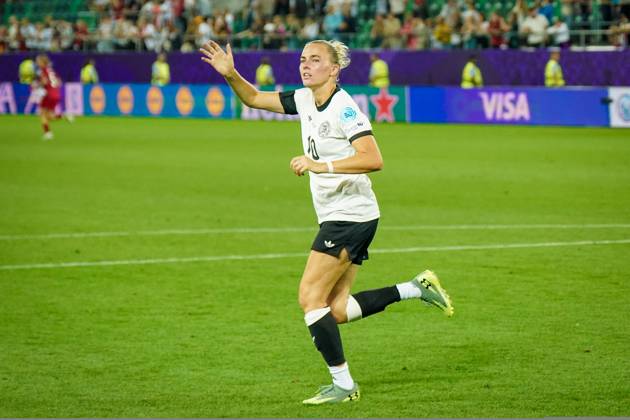 UEFA Womens EURO 2025 Frauen EM: Vorrunde, 1. Spieltag - Deutschland vs Polen - Kybunpark (St. Gallen, Schweiz): Laura Freigang (Deutschland, 10) Copyright: xJOERANxSTEINSIEKx