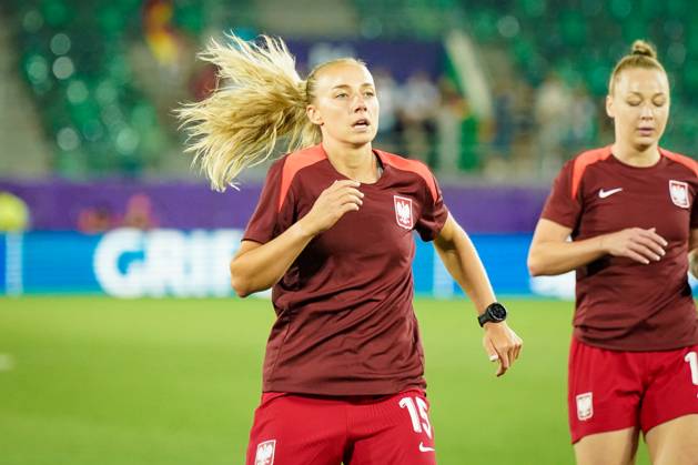 UEFA Womens EURO 2025 Frauen EM: Vorrunde, 1. Spieltag - Deutschland vs Polen - Kybunpark (St. Gallen, Schweiz): Milena Kokosz (Polen, 15) St. Gallen Kanton St. Gallen Schweiz Copyright: xJOERANxSTEINSIEKx
