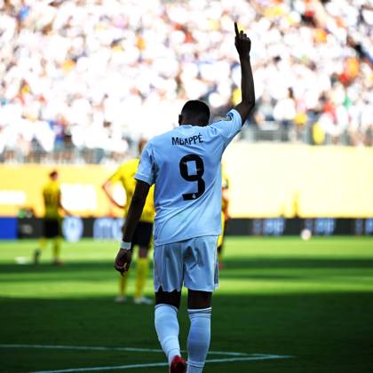 (250706) -- NEW JERSEY, July 6, 2025 -- Kylian Mbappe of Real Madrid celebrates a goal during the quarterfinal match between Real Madrid (Spain) and Borussia Dortmund (Germany) at the FIFA Club World Cup 2025 in New Jersey, the United States, July 5, 2025. ) (SP)U.S.-NEW JERSEY-FOOTBALL-FIFA CLUB WORLD CUP-QUARTERFINALS-REAL MADRID VS BORUSSIA DORTMUND WuxXiaoling