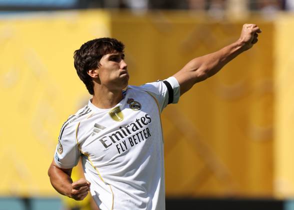 New Jersey, USA, 5th July 2025. Gonzalo Garcia of Real Madrid celebrates his goal during the Real Madrid vs Borussia Dortmund FIFA Club World Cup quarter final match at Metlife Stadium, New Jersey. Picture credit should read: David Klein Sportimage EDITORIAL USE ONLY. No use with unauthorised audio, video, data, fixture lists, club league logos or live services. Online in-match use limited to 120 images, no video emulation. No use in betting, games or single club league player publications. SPI_069_DK_Madrid_Dortmund SPI-4006-0072