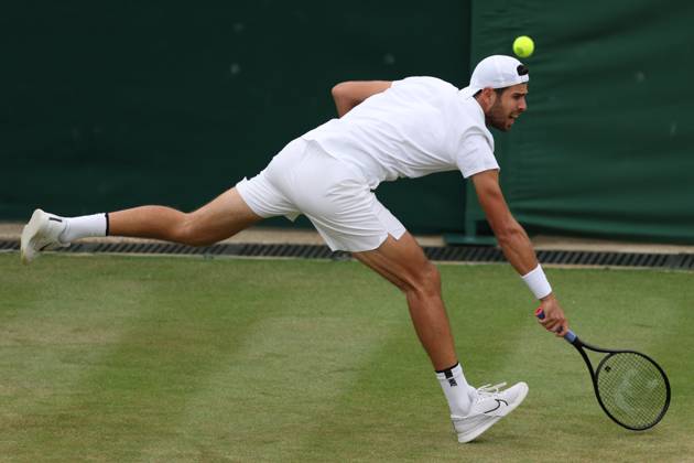 July 6, 2025, London, England, United Kingdom: KAREN KHACHANOV during the match against K. Majchrzak of Poland in the fourth round of Championships 2025 at Wimbledon AELTC. London United Kingdom - ZUMAc278 20250706_zsp_c278_005 Copyright: xMarcinxCholewinskix