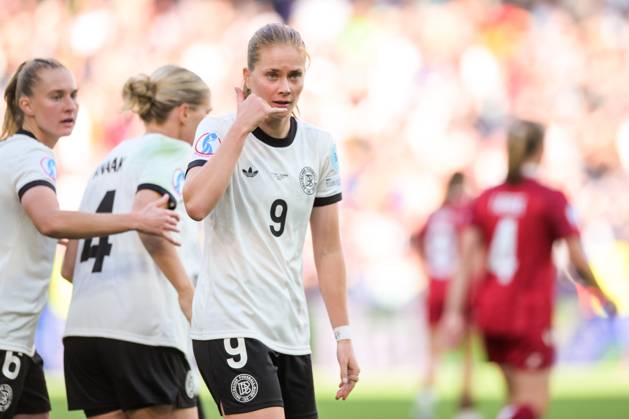 Fußball, UEFA Women s EURO 2025, 20250708, Deutschland - Dänemark. Im Bild Torjubel bejubelt Jubel Tor 1:1 Sjoeke NÜSKEN (Deutschland, 9). Basel St. Jakob-Park Basel-Stadt Schweiz Copyright: Passion2Press MarkusxFischerx