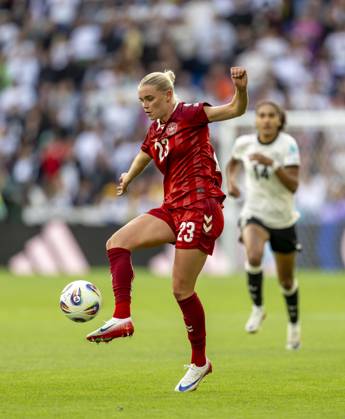 08.07.2025, UEFA Frauen-Europameisterschaft 2025 in der Schweiz. Spieltag 2, Vorrunde, Deutschland - Dänemark, im St-Jakob-Park Basel (Schweiz). Cornelia Kramer (Dänemark)