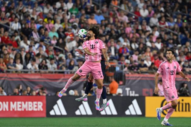 July 9, 2025; Foxborough, Massachusetts, USA; Inter Miami defender Maximiliano Falcon (37) heads the ball against the New England Revolution during the second half at Gillette Stadium. CSM Foxborough USA - ZUMAc04_ 20250709_zma_c04_083 Copyright: xEricxCanhax