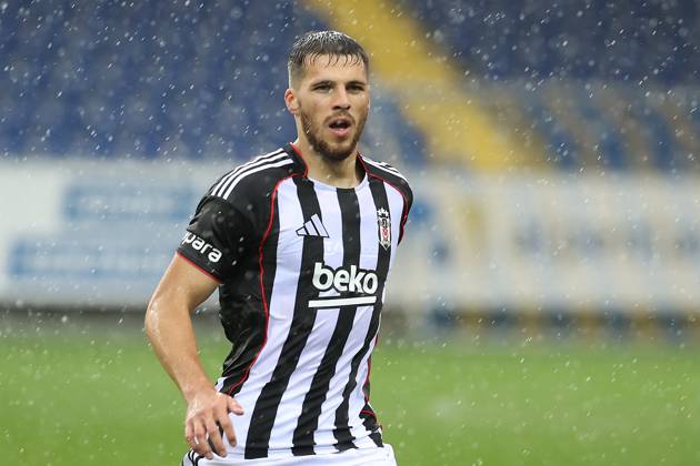 Besiktas vs St. Polten - Friendly match ST. POLTEN, AUSTRIA - JULY 10: Besiktas defender David Jurasek takes part in a pre-season friendly match against St. Polten at NV Arena in St. Polten, Austria, on July 10, 2025. 2 2 Ahmet Okatali Anadolu Polten Austria. Editorial use only. Please get in touch for any other usage.  Copyright: x2025xAnadoluxAhmetxOkatalix