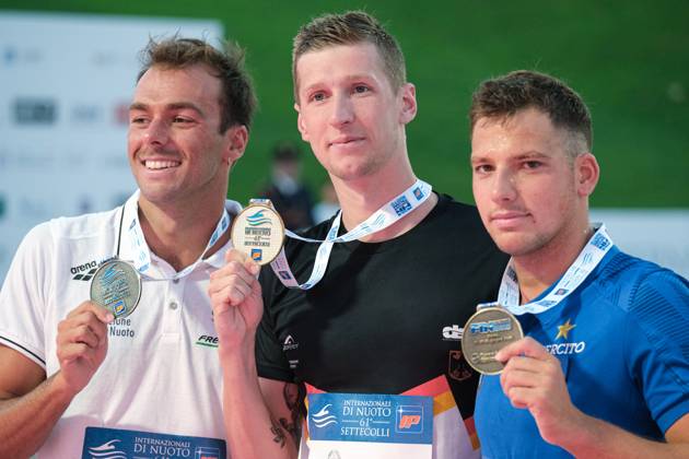 Podium of the day 3 at the Swimming Internationals of the 61th Settecolli in Rome, Italy - 28 Jun 2025 (L-R) Gregorio Paltrinieri of Italy, Florian Wellbrock of Germany and Ivan Giovannoni of Italy pose with their medals during the Podium of Men 1500m Freestyle during the third day at the swimming internationals of the 61th Settecolli Trophy. Rome Italy Copyright: xElenaxVizzocax xSOPAxImagesx EVIZZOCA-8044