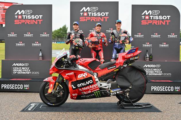 Sprint race of MotoGP Liqui Moly Motorrad Grand Prix Deutschland at Sachsenring Circuit. July 12 2025 In picture: Marc Marquez , Marco Bezzecchi and Fabio Quartararo Carrera al sprint del Gran Premio Liqui Moly Motorrad de MotoGP de Alemania en el Circuito de Sachsenring, 12 de Julio de 2025 POOL MotoGP.com Cordon Press Images will be for editorial use only. Mandatory credit: MotoGP.com Cordon Press Cordon Press Cordon Press Cordon Press