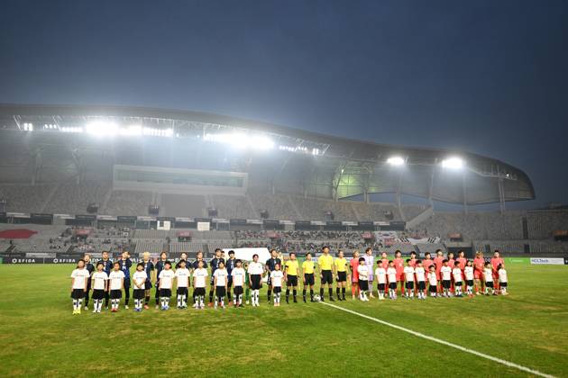 (L-R) Japan team group, Mannschaftsbild, Totale (JPN), South Korea team group (KOR), JULY 13, 2025 - Football Soccer : EAFF E-1 Football Championship 2025 Women s match between Japan 1-1 South Korea at Hwaseong Sports Complex in Hwaseong, South Korea. Noxthirdxpartyxsales  aflo_297638622