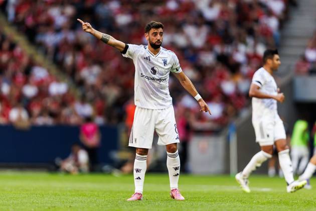 250719 Bruno Fernandes of Manchester United, ManU during the friendly football match between Manchester United and Leeds United on July 19, 2025 in Stockholm. Photo: Tobias Sterner BILDBYRAN COP 254 TS0371 fotboll football soccer fotball träningsmatch friendly match manchester united leeds united bbeng Copyright: TOBIASxSTERNER BB250719TS017