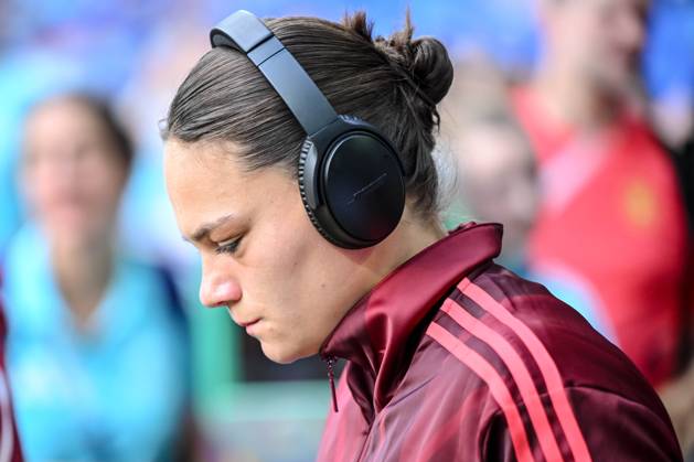 Giovanna Hoffmann (Germany) Looks on during the UEFA Women s EURO 2025 Quarter-Final match between France and Germany at St. Jakob-Park on July 19, 2025 in Basel, Switzerland. (Photo by Harry Langer DeFodi Images)