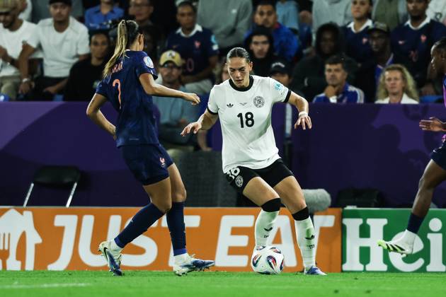 Fussball, UEFA Women™s EURO 2025 Viertelfinale Frankreich - Deutschland 19.07.2025, St. Jakob Park Basel Giovanna Hoffmann (Deutschland, 18) Basel St. Jakob Park Schweiz