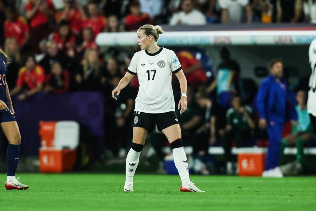 Fussball, UEFA Women™s EURO 2025 Viertelfinale Frankreich - Deutschland 19.07.2025, St. Jakob Park Basel Franziska Kett (Deutschland, 17) Basel St. Jakob Park Schweiz