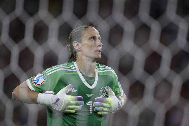 FOOTBALL: FEMININ France vs Allemagne - UEFA EURO, EM, Europameisterschaft,Fussball 2025 Quarts de finale - 19 07 2025 Ann Katrin-Berger 1 lors du match Quarts de finale du Championnat d Europe de football fà minin EURO 2025 entre France et Allemagne. St. Jakob Park in Basel - Suisse 19 07 2025 Copyright: xx