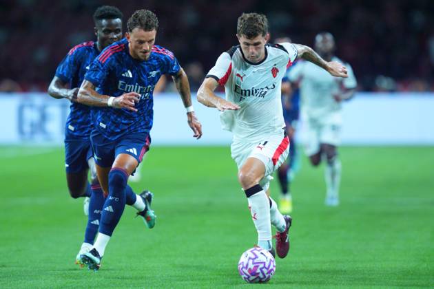 Arsenal FC V AC Milan - Pre-Season Friendly Match Christian Pulisic of AC Milan runs with the ball during the pre-season friendly match between Arsenal FC and AC Milan at National Stadium in Singapore on July 23, 2025. Singapore Singapore Copyright: xSuhaimixAbdullahx originalFilename:abdullah-notitle250723_npqeu