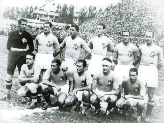 Fussballweltmeisterschaft in Italien Endspiel Italien - Tschechoslowakei 2:1 n.V. Die Mannschaft von Italien vor dem Spiel. U.B.z. oben v.l. Combi, Monti, Ferraris IV, Allemandi, Guaita, Ferrari; unten v.l. Schiavio, Meazza, Monzeglio, Bertolini und Orsi. 10.06.1934 in Rom (Nationalstadion PNF) - Italien