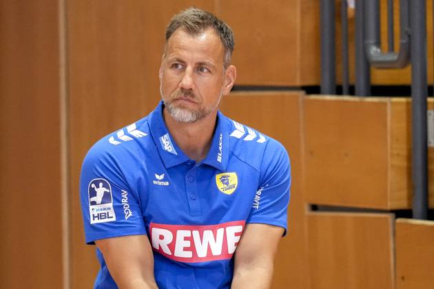 Maik Machulla (Trainer, Cheftrainer, RNL), Einzelbild, Einzelfoto, Aktion, Action, 25.07.2025, Schwetzingen (Deutschland), Handball, Patrick-Lengler-Cup, HG Oftersheim Schwetzingen - Rhein-Neckar Löwen