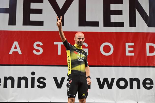 Belgian Victor Campenaerts of Team Visma-Lease a Bike pictured on the podium after the Natourcriterium Herentals cycling race, Thursday 31 July 2025 in Herentals. The contest is a part of the traditional criteriums , local races in which mainly cyclists who rode the Tour de France compete. TOM GOYVAERTS TomxGoyvaerts x130385185x