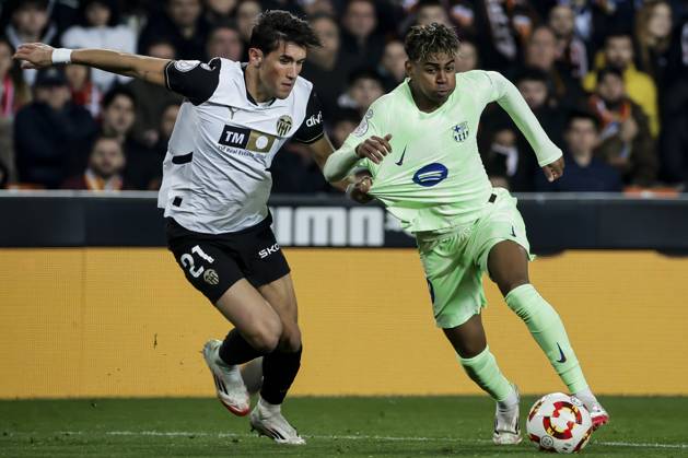 Valencia CF v FC Barcelona, Barca - Copa del Rey VALENCIA, SPAIN - FEBRUARY 6: LEWANDOWSKI warm up before Spanish King Cup match between Valencia CF and FC Barcelona at Mestalla Stadium. in Valencia, Spain on February 6, 2025 Spain World. Editorial use only. Please get in touch for any other usage. Copyright: x2025xAnadoluxJosexMiguelxFernandezxDexVelascox