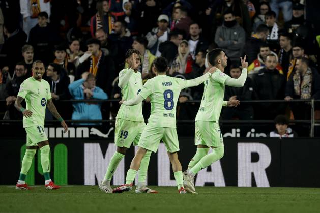 Valencia CF v FC Barcelona, Barca - Copa del Rey VALENCIA, SPAIN - FEBRUARY 6: LEWANDOWSKI warm up before Spanish King Cup match between Valencia CF and FC Barcelona at Mestalla Stadium. in Valencia, Spain on February 6, 2025 Spain World. Editorial use only. Please get in touch for any other usage. Copyright: x2025xAnadoluxJosexMiguelxFernandezxDexVelascox